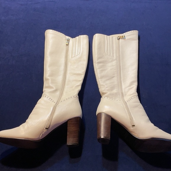 RiaRosa White Leather Heeled Boots – Size 38 (US 8) - Picture 9 of 12